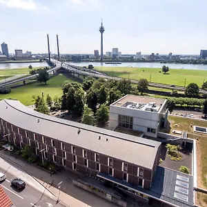  Hostel Jugendherberge Duesseldorf